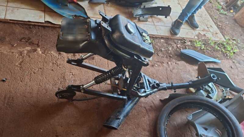 Desarticulan la banda del “Tarta”: seis detenidos y 15 motos recuperadas en Misiones 8 WhatsApp Image 2026 03 30 at 20.59.35 1 - 7
