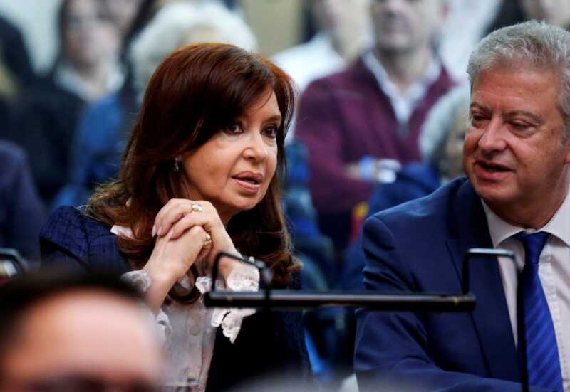 Cristina Kirchner declara en Comodoro Py por la causa Cuadernos 1 abogado