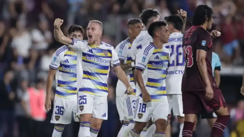 Respira Úbeda: Boca goleó 3-0 a Lanús en la fortaleza 1 Boca
