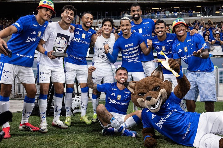 Boca vuelve a la Copa Libertadores 2026 y tendrá un grupo durísimo con Cruzeiro, Universidad Católica y Barcelona de Ecuador.