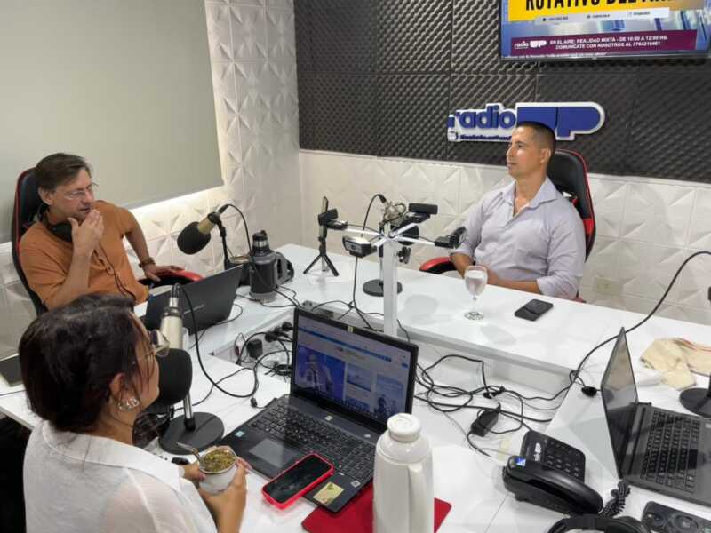 “Más policías en la calle y menos escritorio”: Eduardo Maj marcó su plan de seguridad con fuerte presencia territorial 5 eduardo maj en radio up - 4