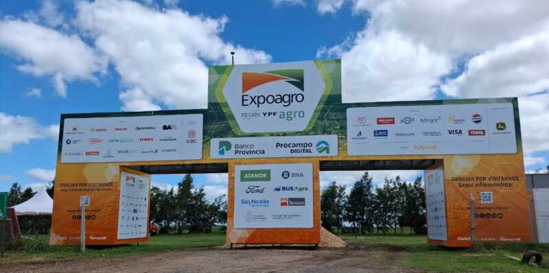 La megamuestra del campo argentino comenzó en San Nicolás con récord de empresas participantes y reclamos al gobierno de Javier Milei por los Derechos de Exportación.