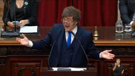 El presidente de la Comisión de Deportes de Diputados, Jorge Chica, alertó sobre la crisis del deporte argentino, la falta de financiamiento del ENARD, el abandono del alto rendimiento y el impacto en atletas olímpicos y paralímpicos.