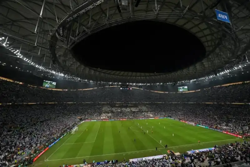 Finalissima en duda: la UEFA mantiene a Qatar como sede pese al conflicto en Medio Oriente 2 La UEFA confirmó que por ahora no analiza cambiar la sede de la Finalissima entre Argentina y España en Qatar, aunque el conflicto en Medio Oriente mantiene en suspenso la realización del partido.