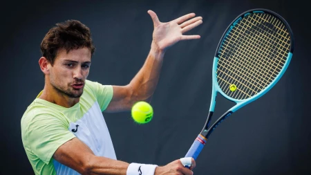 Navone, Ugo Carabelli, Comesaña, Báez y Tirante debutan en el Masters 1000 de Miami en una jornada cargada para el tenis argentino.