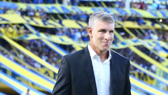 Bombazo en San Lorenzo: Martín Palermo tiene todo encaminado para ser el nuevo DT 2 Martín Palermo está a un paso de ser el nuevo DT de San Lorenzo tras la salida de Damián Ayude. El acuerdo podría cerrarse en las próximas horas.