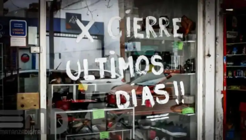 Cierre de comercios: “No es solo caída del consumo, hay una transformación profunda del mercado” 3 pymes