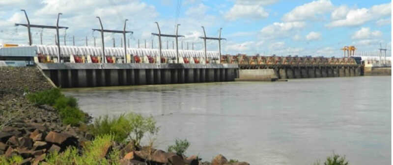 Corrientes avanza en el reclamo por regalías de Yacyretá 6 represa web - 5