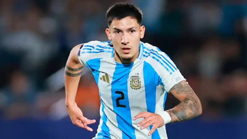 Nuevo refuerzo y un regreso en River: la zaga defensiva con Ramírez y Pezzella 2 River suma a Tobías Ramírez y recupera a Germán Pezzella. Eduardo Coudet ahora tiene múltiples opciones en la defensa central.