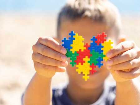 Autismo en Argentina: crecen los diagnósticos pero el 87% cree que la sociedad no está informada Autismo