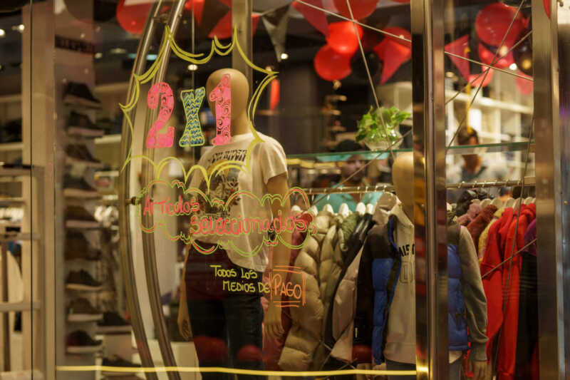 El Reventón arranca con promociones y grandes descuentos 