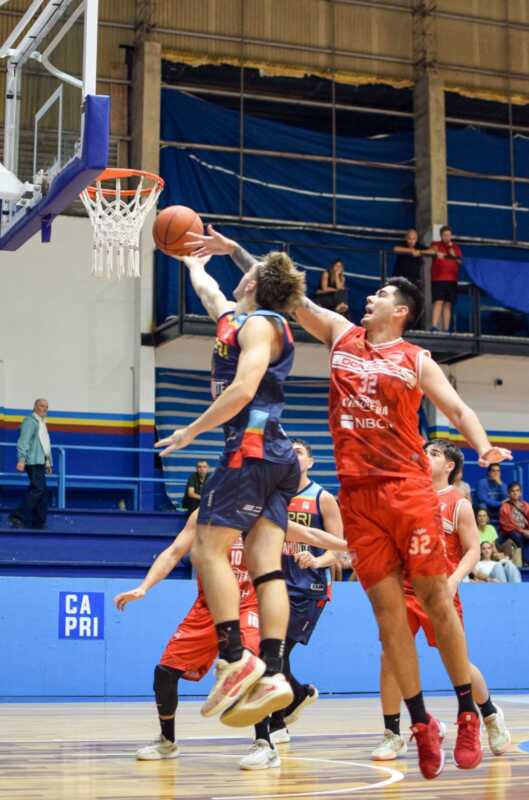 CAPRI volvió a caer en casa y no logra levantar en la Liga Federal CAPRI
