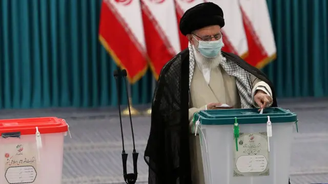 Irán evalúa suspender elecciones en medio del conflicto con Estados Unidos Irán
