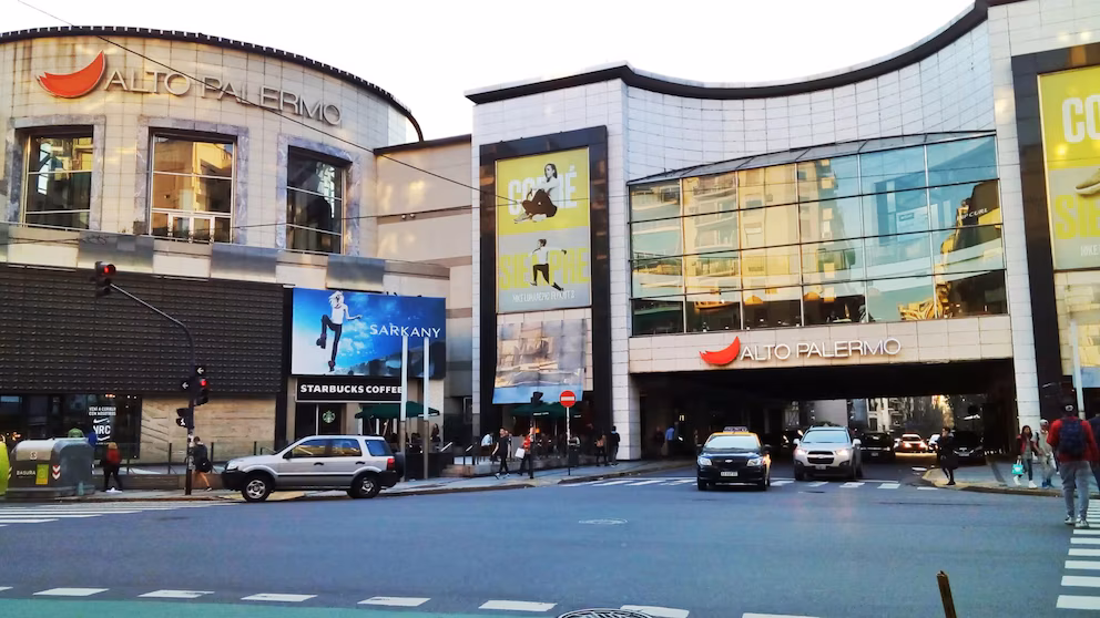 H&M confirmó su llegada a Argentina: abrirá su primer local en 2027 en Alto Palermo 4 Confirmado: H&M desembarca en Argentina y abrirá su primera tienda en 2027