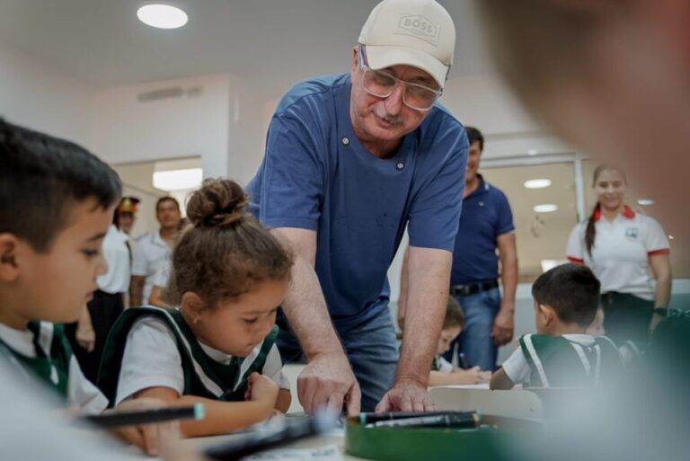 Misiones: supervisión de obra vial, inauguración educativa y avances en producción, cultura e innovación 1 Actividades oficiales incluyeron avances en infraestructura, educación y producción en distintos puntos de Misiones.