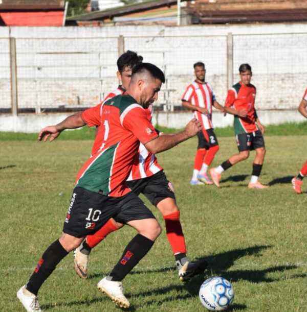 La Súper Liga Posadeña define su fase regular. La Canterita, La Picada y Crucero ya están en semifinales, mientras Brown y Garupá FC pelean por el último cupo.