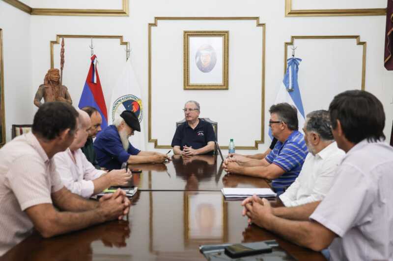 Crisis yerbatera: Passalacqua respaldó a productores y acompañará una presentación judicial por el INYM Passalacqua yerbateros