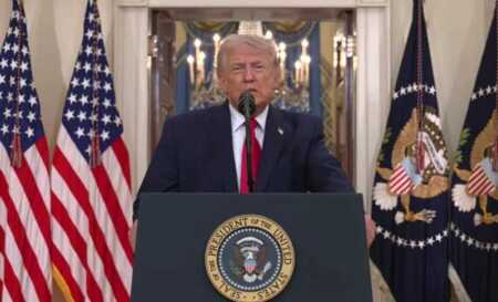 Trump evalua dejar la OTAN