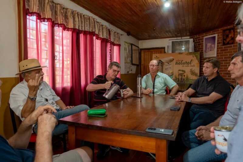 Diputados misioneristas cuestionan al INYM por rechazar un precio de referencia para la yerba mate 4 WhatsApp Image 2026 04 09 at 17.58.00 2 - 3