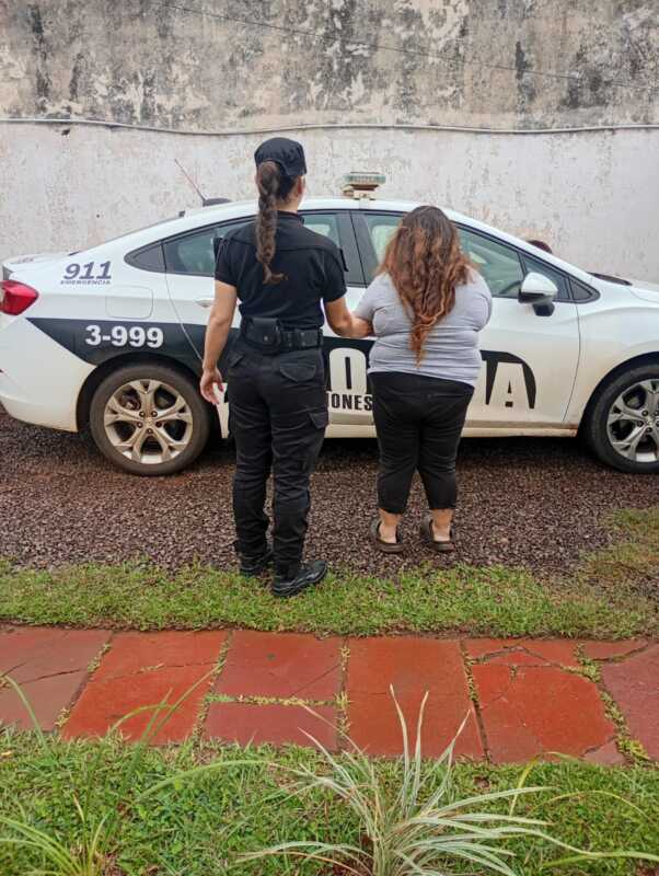 Detuvieron en Oberá a los padres de una adolescente por presunto abuso y encubrimiento 2 Detuvieron en Oberá a los padres de una adolescente por presunto abuso y omisión de denuncia