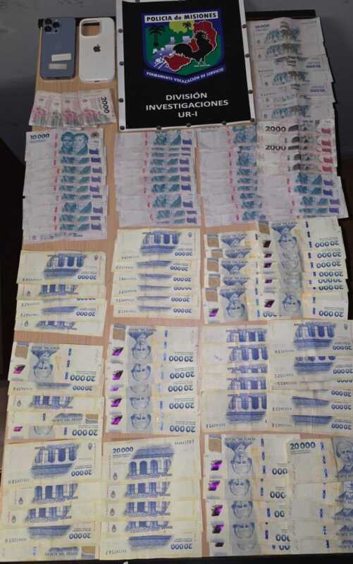 Intentó escapar de la Policía en Posadas y llevaba $1,8 millones sin justificar