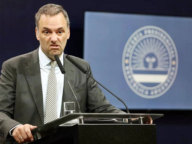 Caso Adorni: las prestamistas aseguraron que el jefe de Gabinete aún debe 70 mil dólares 2 adorni enojado - 1