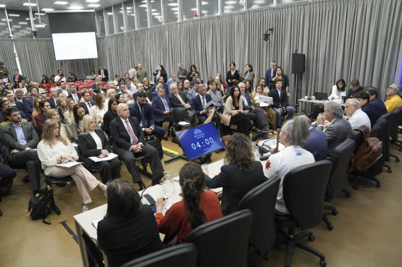 Más de 105 mil inscriptos y menos del 1% de exposición: una audiencia récord con participación limitada.