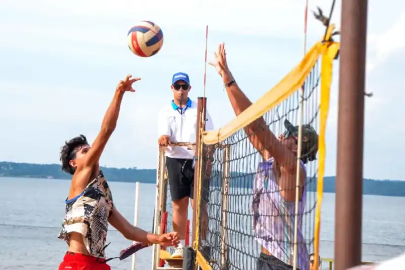 Costa Sur fue escenario de la Etapa 11 del circuito argentino de beach vóley, con finales vibrantes y gran presencia de público.