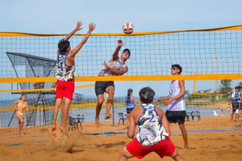 Costa Sur fue escenario de la Etapa 11 del circuito argentino de beach vóley, con finales vibrantes y gran presencia de público.