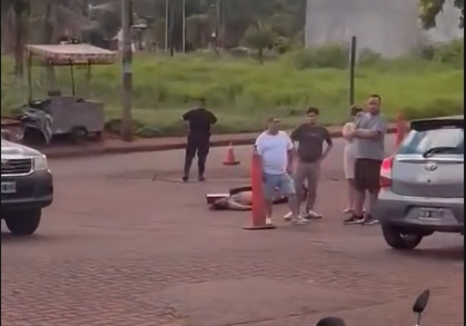 Crimen en Garupá: lo apuñaló en el pecho tras una discusión en plena calle y fue detenido 5 crimen garupa2 - 4
