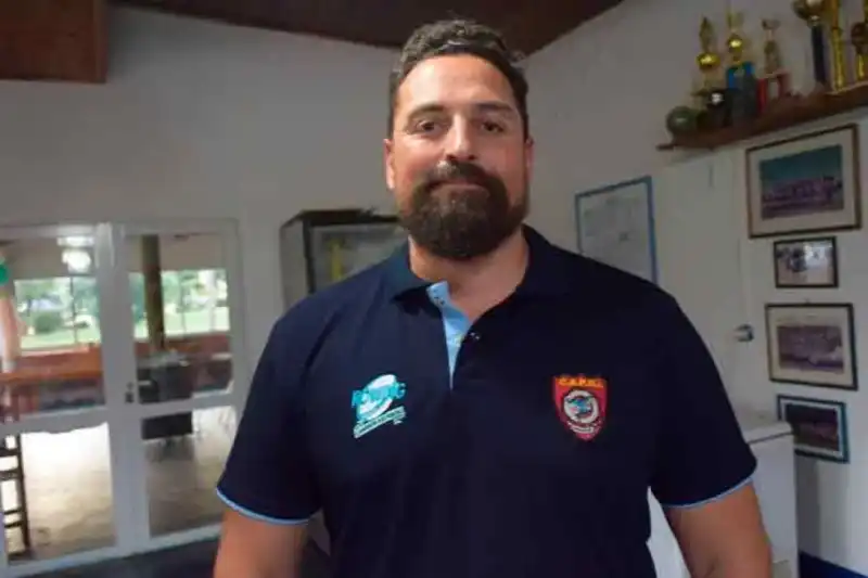 La URuMi renovó autoridades: Iván Lambert continuará como presidente hasta 2028 1 La Unión de Rugby de Misiones (URuMi) renovó su conducción para el período 2026-2028. Iván Lambert seguirá como presidente y Bruno Guccione será vicepresidente.