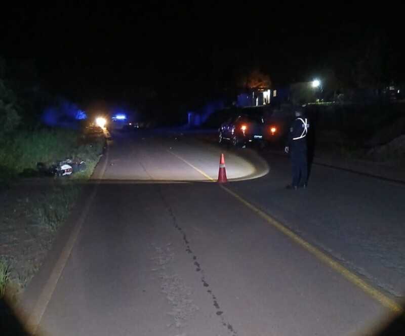 Violento choque entre camioneta y moto en El Soberbio moto