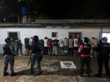 Posadas detenidos