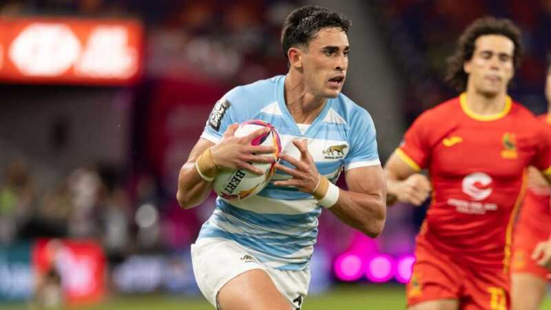 Los Pumas 7’s arrancaron con todo en Hong Kong y mandan en su grupo 2 Los Pumas 7’s debutaron con dos contundentes triunfos en el Seven de Hong Kong y lideran su grupo en el World Championship.