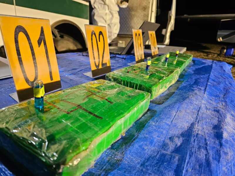 Santa Fe: capturaron a dos narcos bolivianos con 321 kilos de cocaína tras un operativo aéreo 3 Dos narcos bolivianos fueron detenidos luego de atacar a tiros a Gendarmería
