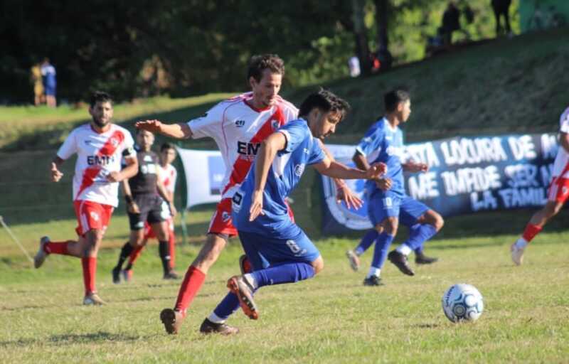 La Súper Liga Posadeña define su fase regular. La Canterita, La Picada y Crucero ya están en semifinales, mientras Brown y Garupá FC pelean por el último cupo.
