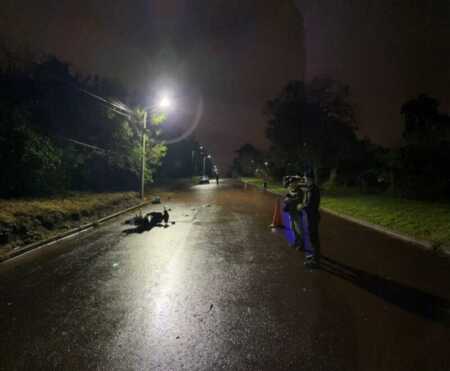 Murió un motociclista tras despistar sobre una avenida de Puerto Iguazú WhatsApp Image 2026 05 08 at 9.39.56 AM 1 - 1
