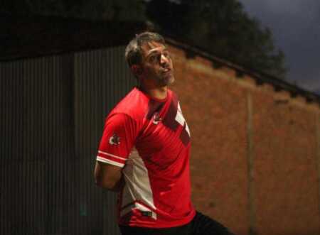 El vicepresidente de Guaraní Antonio Franco, Juan Nazer, habló sobre la salida de otro entrenador, la crisis deportiva del club, la reorganización institucional y el futuro del equipo franjeado. También confirmó que Ezequiel Brzozowski dirigirá hasta el final del torneo.