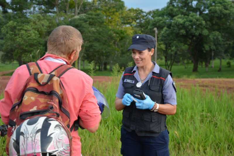 Alerta al 911, sirena comunitaria y app para enviar fotos: así funciona el sistema de alarma vecinal de la Policía de Misiones 6 aniversario policia de misiones 2 - 5