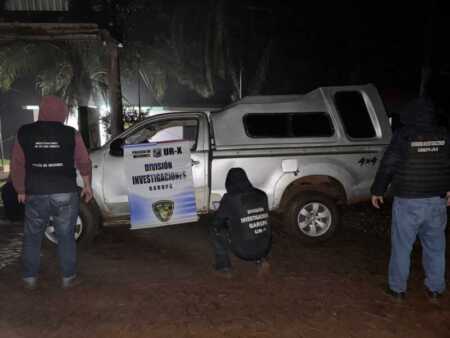 Las camionetas Toyota Hilux fueron encontradas ocultas entre malezas durante un operativo realizado en Colonia Polana.