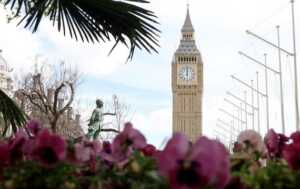 Tensión en Londres: dimitió el ministro de Defensa tras diferencias con el Gobierno 360 1 - 1