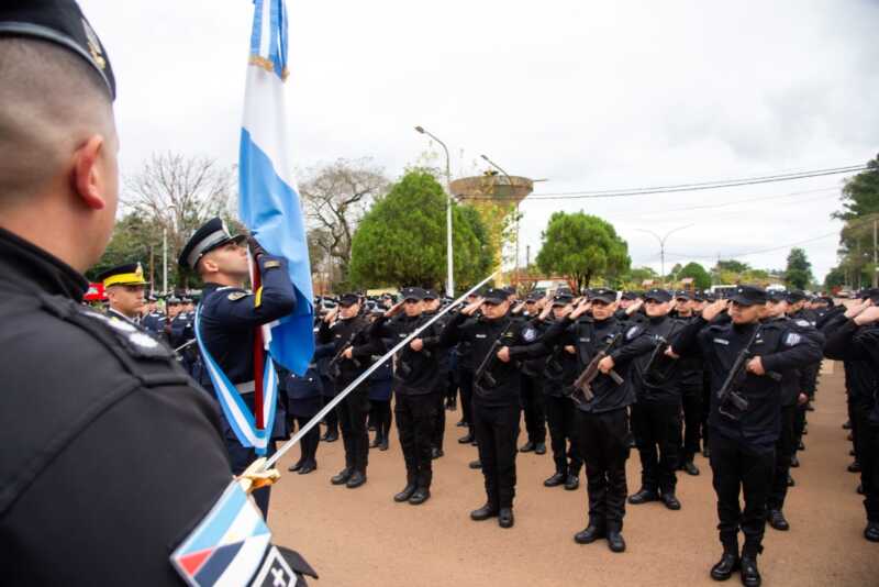 Candelaria fue escenario del juramento de fidelidad a la Bandera de 350 cadetes de las fuerzas 1 Candelaria Bandera