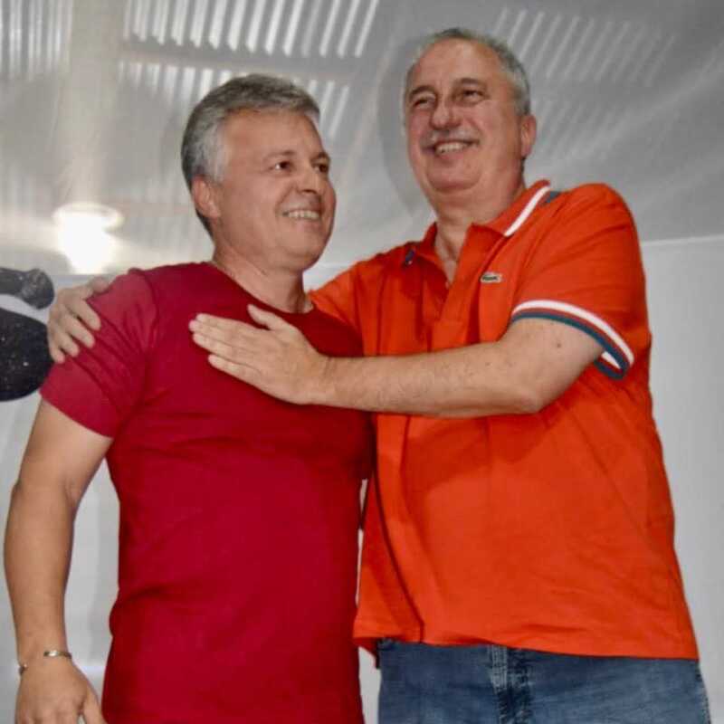 Carlos Koth valoró los encuentros de trabajo entre municipios y el Gobierno provincial, cuestionó las internas políticas y pidió enfocarse en los problemas reales de la gente.