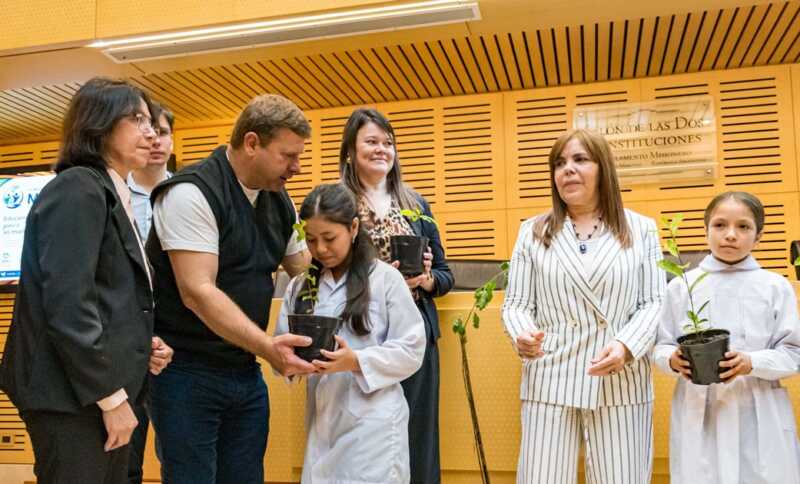 Día Mundial del Ambiente: estudiantes asumieron un compromiso ambiental en la Legislatura de Misiones 6 DSC 0804 - 5