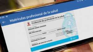 Salud implementa un sistema automático para otorgar la matrícula profesional junto con el título universitario salud