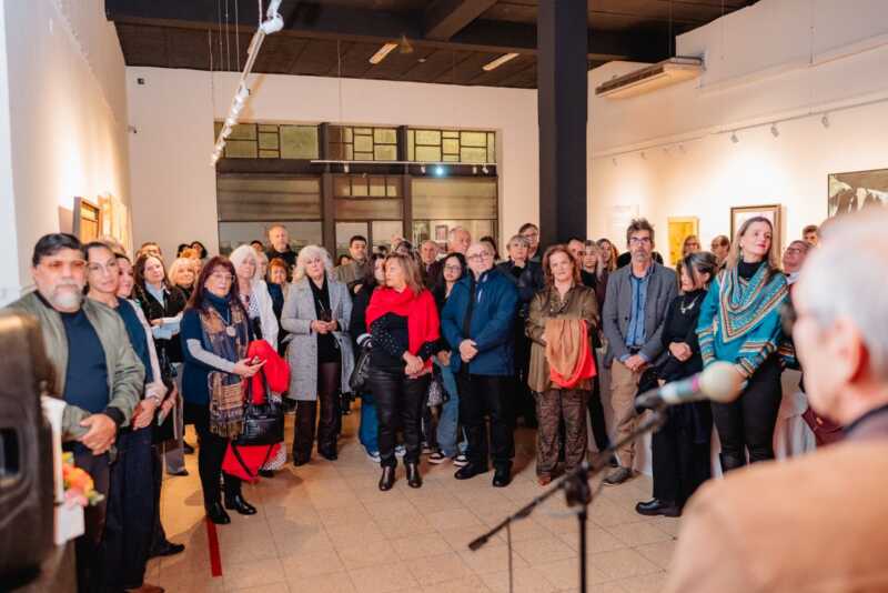 Ernesto Engel presenta “La conversación de la materia”, una muestra que rompe los límites de la pintura tradicional 1 Ernesto