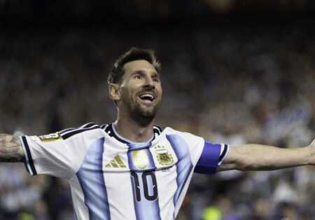 Lionel Messi brilló con un hat-trick ante Argelia en el debut de Argentina en el Mundial 2026 y rompió varios récords históricos que agrandan aún más su leyenda.