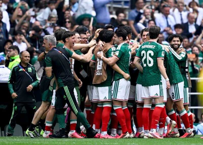 Mundial 2026: Con varias rojas, México se impuso 2-0 ante Sudáfrica en el partido inaugural 4 Mexico 1 - 3