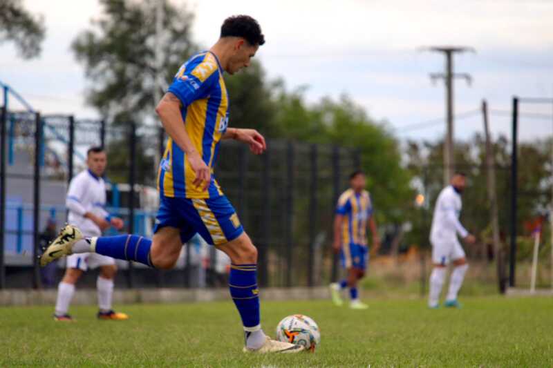 Bartolomé Mitre empató 0-0 ante Sol de América en Formosa y continúa como único líder de la Zona 2 del Torneo Federal A. El Auriazul aprovechó además la derrota de San Martín para ampliar diferencias en la cima.