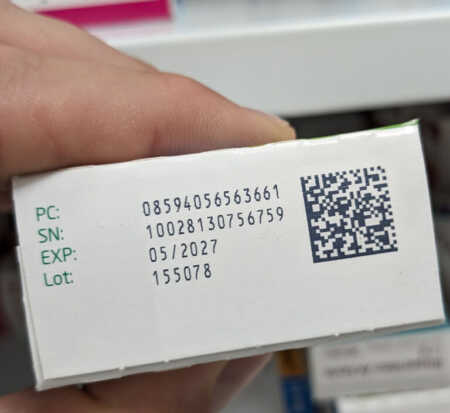 La nueva normativa exige que todos los medicamentos incorporen códigos QR para acceder a información actualizada y oficial sobre su uso.